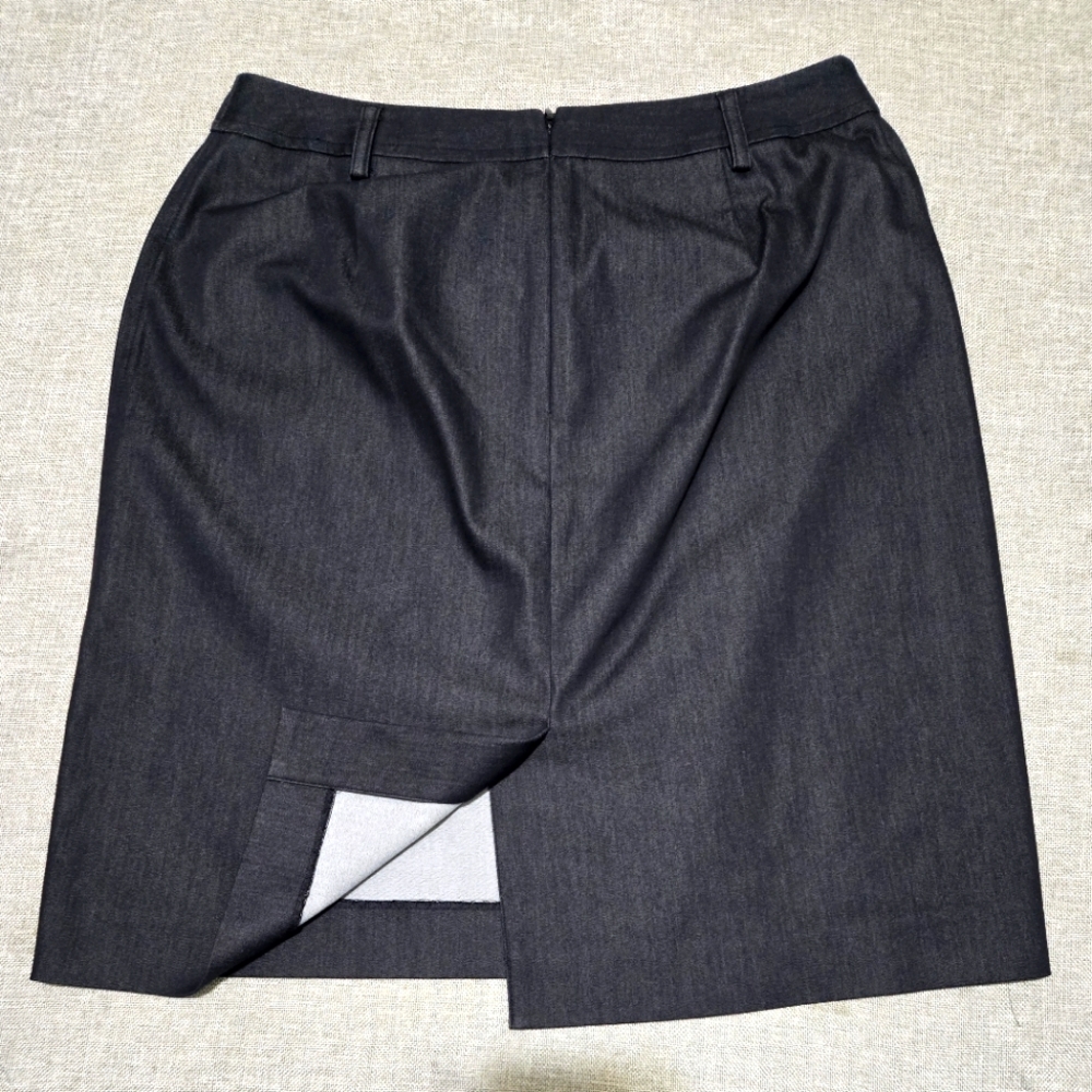 Ann Taylor Dark Blue Pencil Skirt Size 6 - Picture 3 of 7